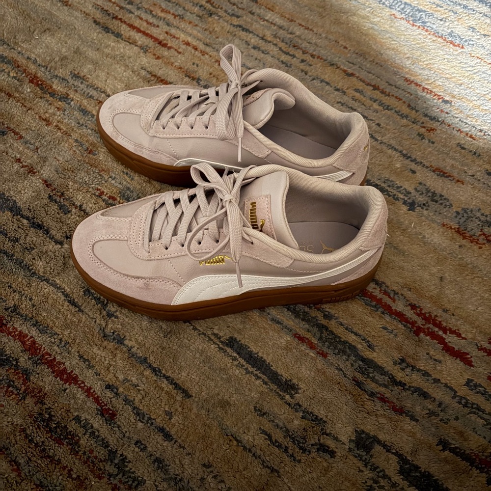 Puma Women's Sneakers in Gray and Brown - Picture 11 of 16